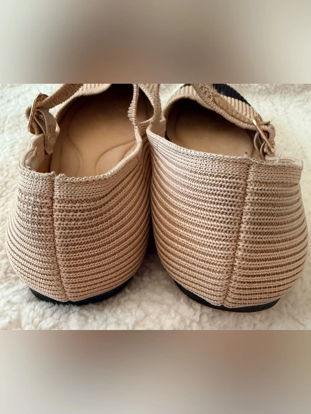 CUSHIONAIRE Women's Petal Mary Jane Knit Flat Beige/Black Size 7.5